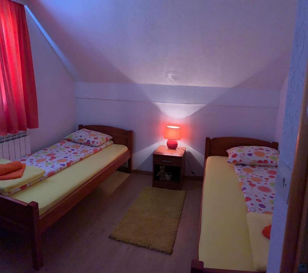 Apartment & Rooms Sweet Dreams Zabljak  Exterior photo