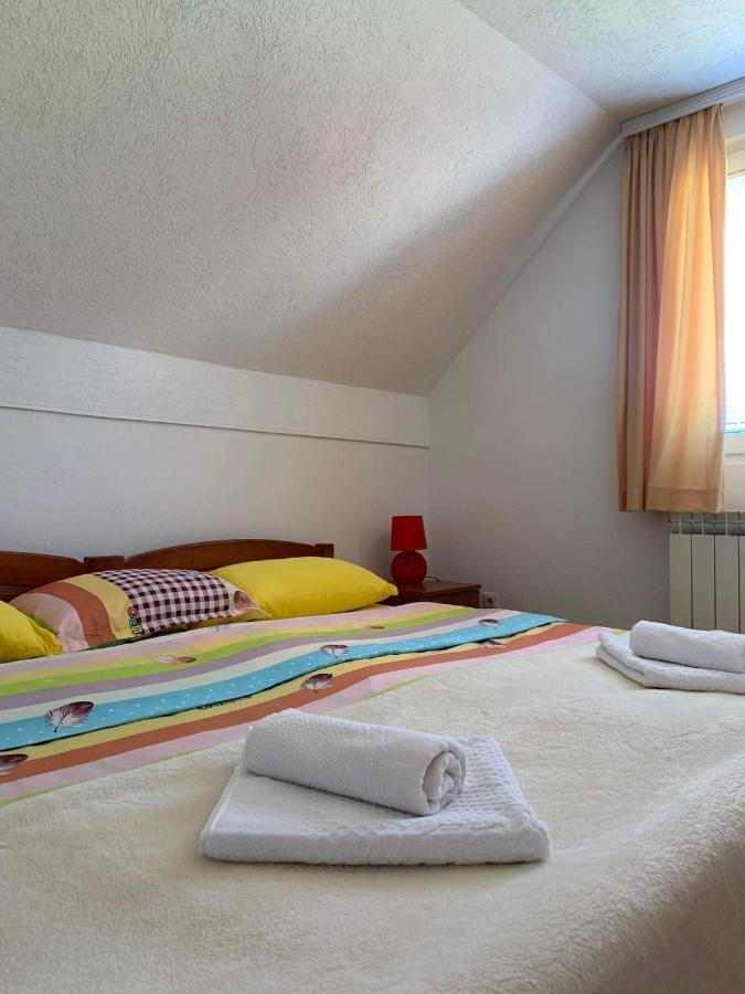 Apartment & Rooms Sweet Dreams Zabljak  Exterior photo