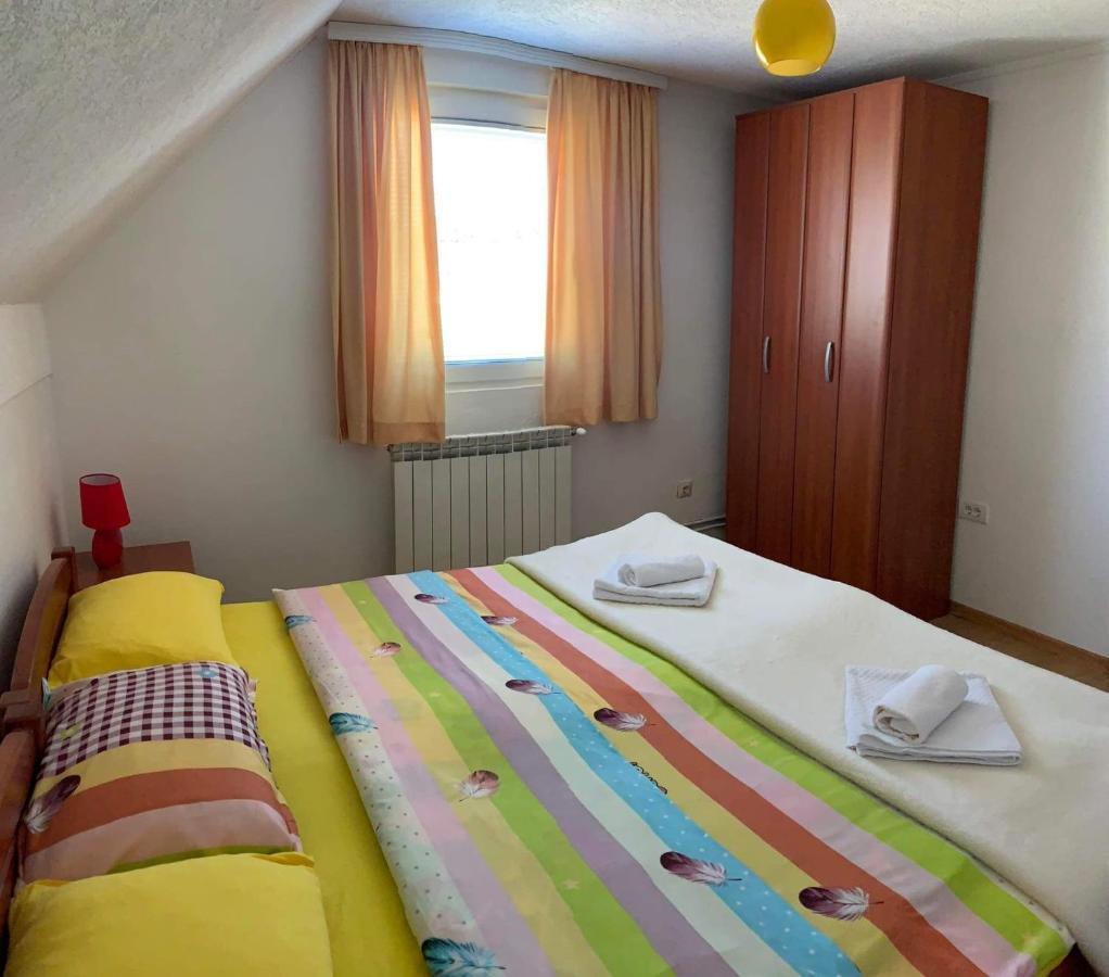 Apartment & Rooms Sweet Dreams Zabljak  Exterior photo
