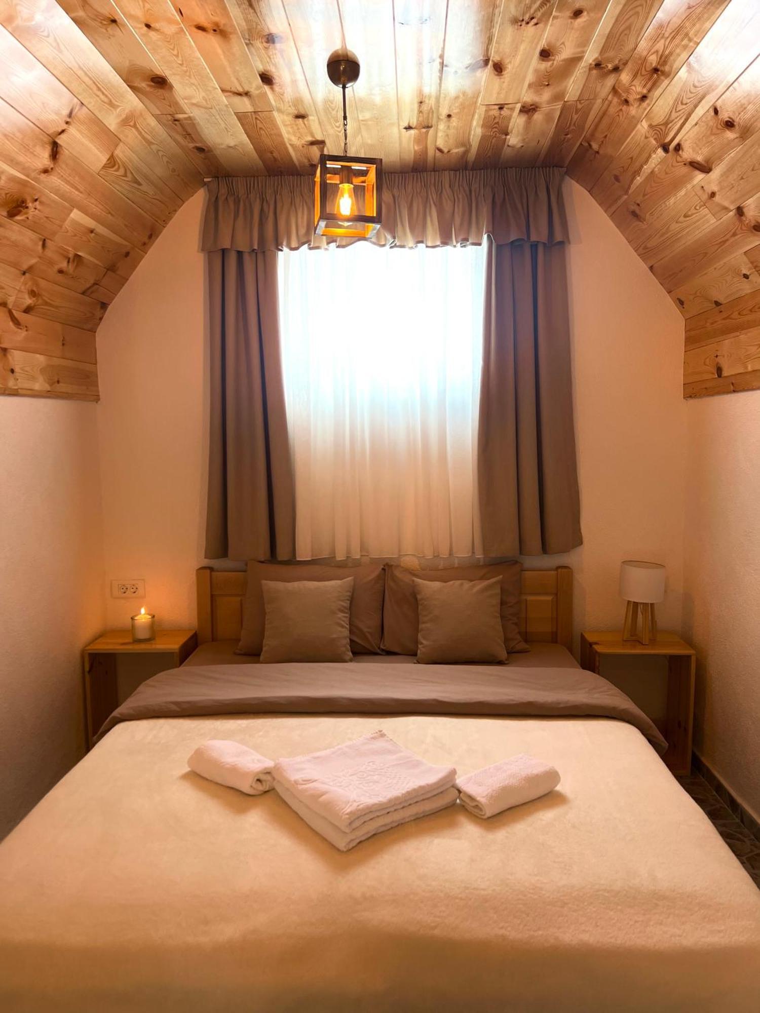Apartment & Rooms Sweet Dreams Zabljak  Exterior photo